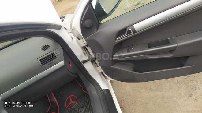 Opel Astra 2010, 197,572 km - 1.7 l - Bərdə