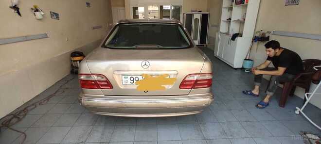 Mercedes E 280 2000, 321,000 km - 2.8 l - Bakı