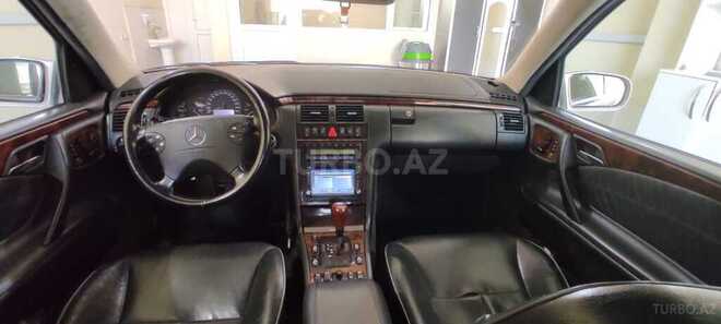 Mercedes E 280 2000, 321,000 km - 2.8 l - Bakı