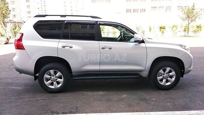 Toyota Prado 2010, 132,000 km - 2.7 l - Bakı