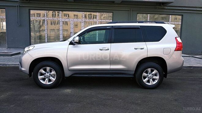 Toyota Prado 2010, 132,000 km - 2.7 l - Bakı
