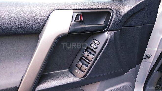 Toyota Prado 2010, 132,000 km - 2.7 l - Bakı