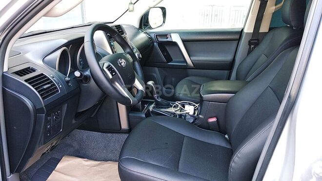 Toyota Prado 2010, 132,000 km - 2.7 l - Bakı