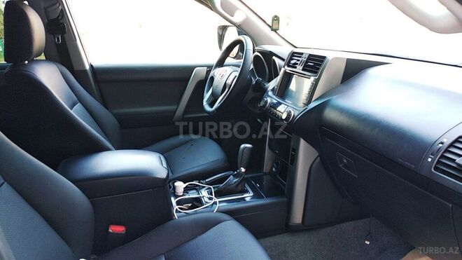 Toyota Prado 2010, 132,000 km - 2.7 l - Bakı