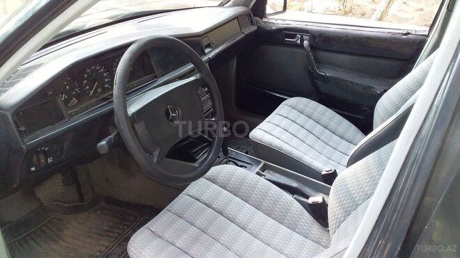 Mercedes 190 1988, 321,452 km - 2.0 l - Sumqayıt