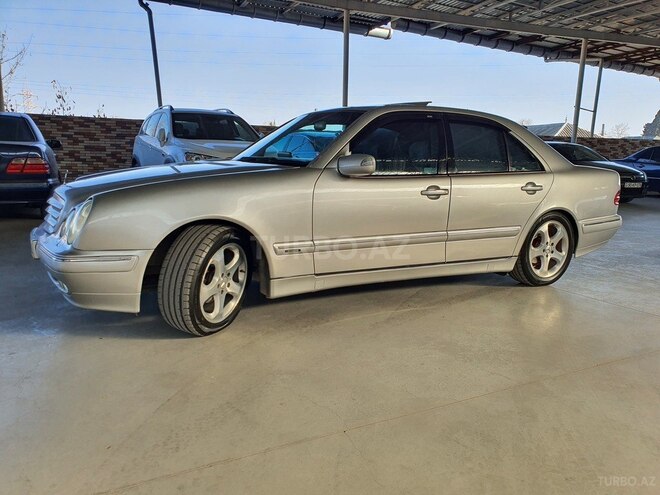 Mercedes E 200 2000, 289,000 km - 2.0 l - Gəncə