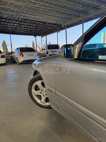 Mercedes E 200 2000, 289,000 km - 2.0 l - Gəncə