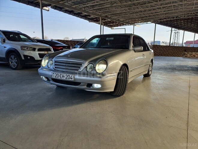 Mercedes E 200 2000, 289,000 km - 2.0 l - Gəncə