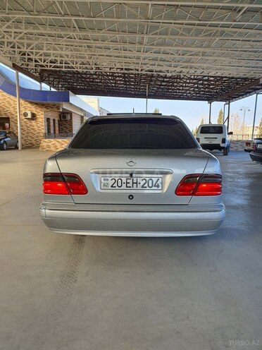 Mercedes E 200 2000, 289,000 km - 2.0 l - Gəncə