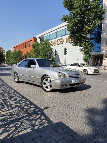 Mercedes E 200 2000, 289,000 km - 2.0 l - Gəncə