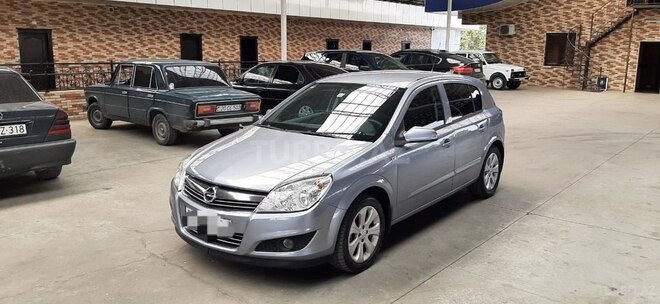 Opel Astra 2008, 129,800 km - 1.4 l - Gəncə