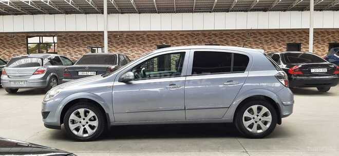 Opel Astra 2008, 129,800 km - 1.4 l - Gəncə