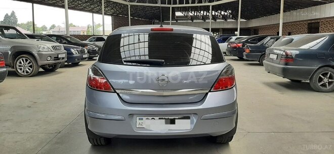 Opel Astra 2008, 129,800 km - 1.4 l - Gəncə