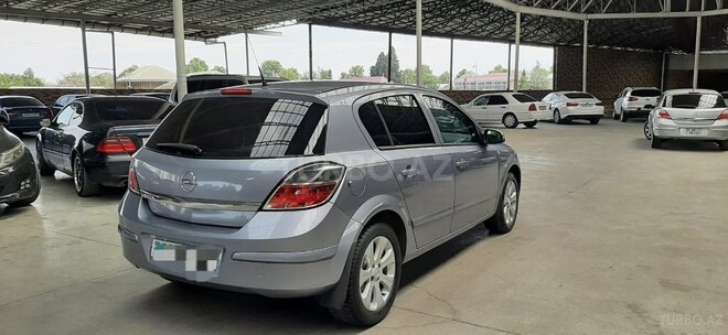 Opel Astra 2008, 129,800 km - 1.4 l - Gəncə