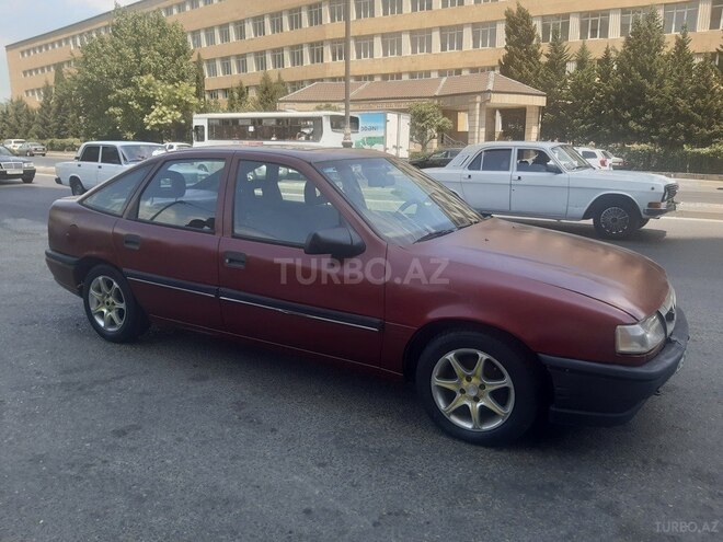 Opel Vectra 1993, 236,000 km - 1.8 l - Bakı