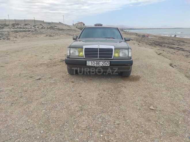 Mercedes E 200 1991, 150,000 km - 2.0 l - Sumqayıt