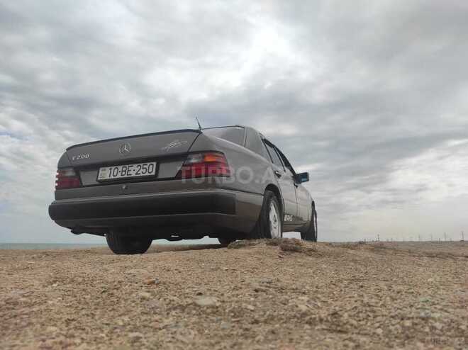 Mercedes E 200 1991, 150,000 km - 2.0 l - Sumqayıt