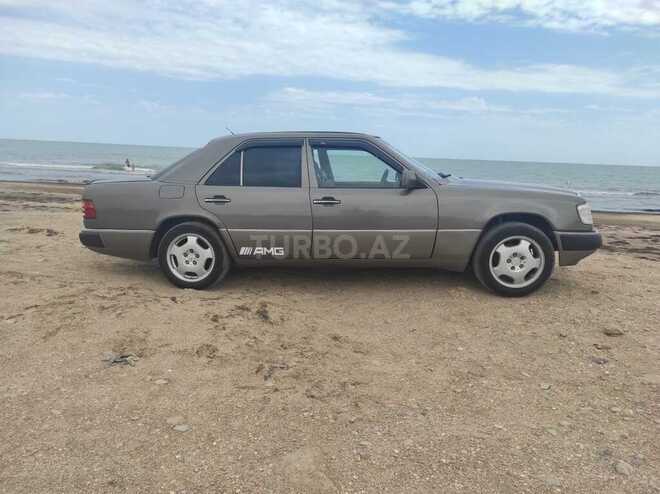Mercedes E 200 1991, 150,000 km - 2.0 l - Sumqayıt