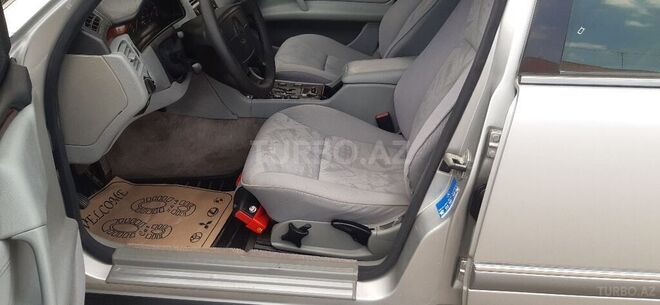 Mercedes E 230 1998, 219,000 km - 2.3 л - Gəncə