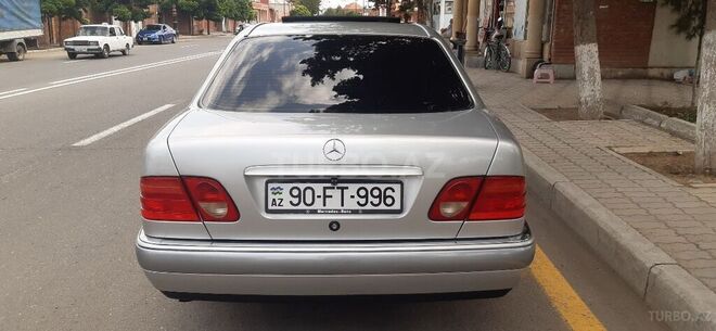 Mercedes E 230 1998, 219,000 km - 2.3 л - Gəncə