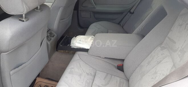 Mercedes E 230 1998, 219,000 km - 2.3 л - Gəncə