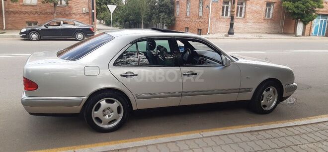 Mercedes E 230 1998, 219,000 km - 2.3 л - Gəncə