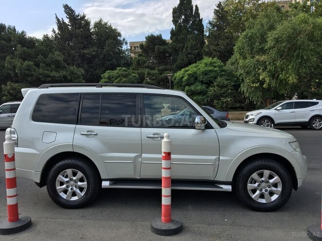 Mitsubishi Pajero 2014, 92,000 km - 3.0 l - Bakı