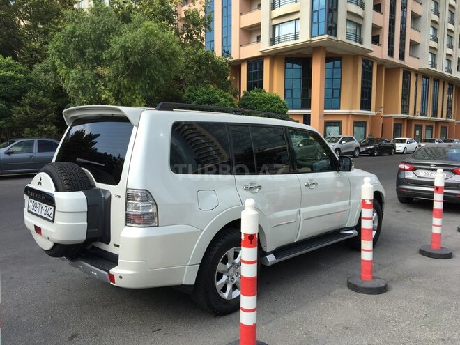 Mitsubishi Pajero 2014, 92,000 km - 3.0 l - Bakı