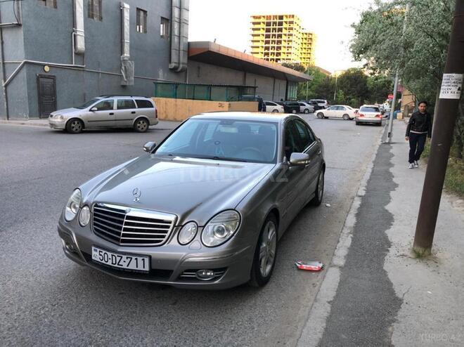 Mercedes E 220 2008, 221,000 km - 2.2 l - Sumqayıt