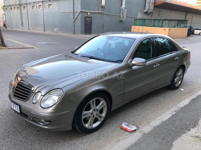 Mercedes E 220 2008, 221,000 km - 2.2 l - Sumqayıt