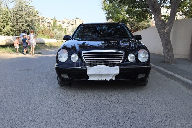 Mercedes E 320 2000, 317,217 km - 3.2 l - Bakı