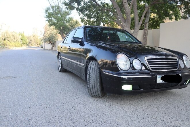 Mercedes E 320 2000, 317,217 km - 3.2 l - Bakı