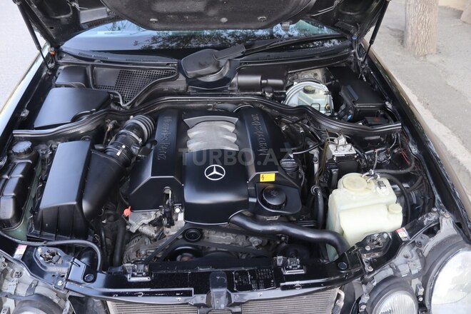 Mercedes E 320 2000, 317,217 km - 3.2 l - Bakı