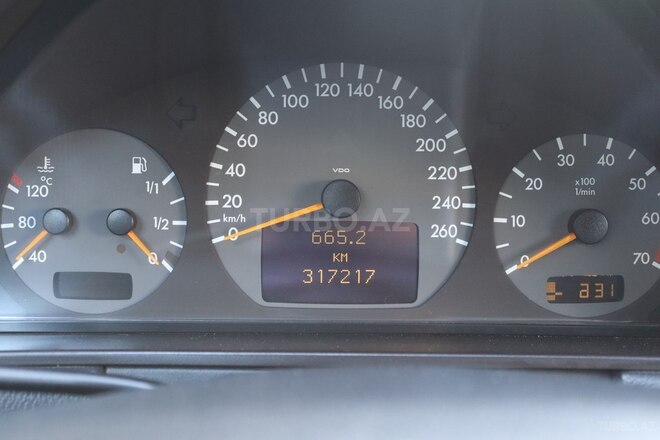 Mercedes E 320 2000, 317,217 km - 3.2 l - Bakı