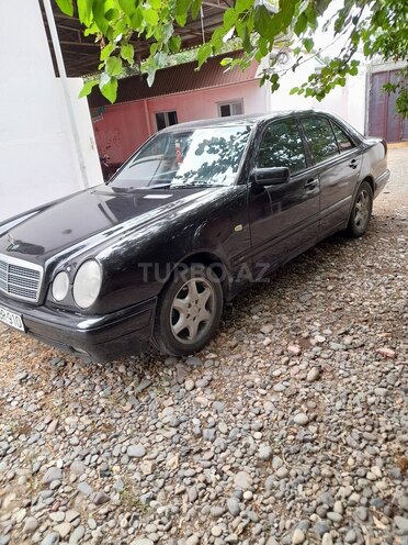 Mercedes E 200 1998, 750,698 km - 2.0 л - Biləsuvar