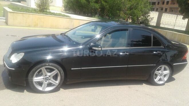 Mercedes C 240 2001, 230,000 km - 2.4 л - Gəncə