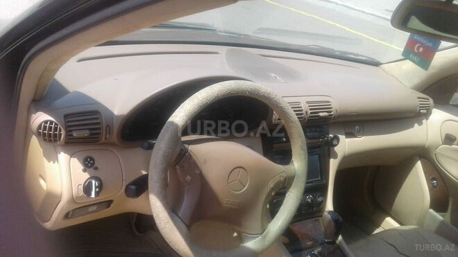 Mercedes C 240 2001, 230,000 km - 2.4 л - Gəncə