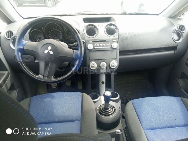 Mitsubishi  2006, 233,000 km - 1.5 л - Bakı