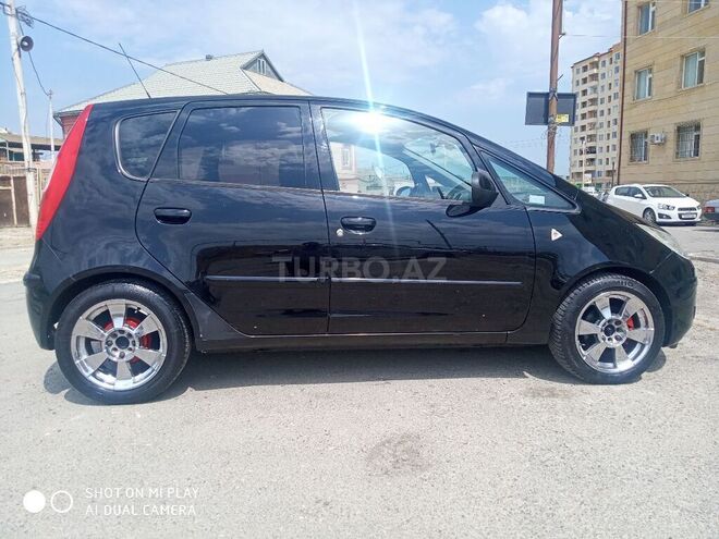 Mitsubishi  2006, 233,000 km - 1.5 л - Bakı