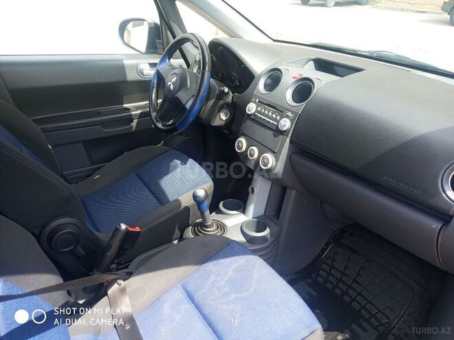 Mitsubishi  2006, 233,000 km - 1.5 л - Bakı