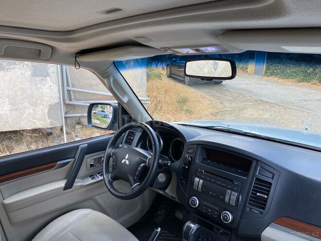 Mitsubishi Pajero 2007, 177,000 km - 3.0 l - Bakı