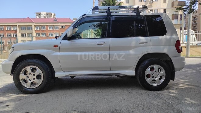 Mitsubishi Pajero io 2000, 230,000 km - 1.8 l - Sumqayıt