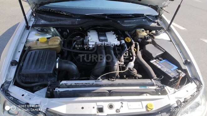 Opel Omega 1998, 170,000 km - 2.5 l - Şəki