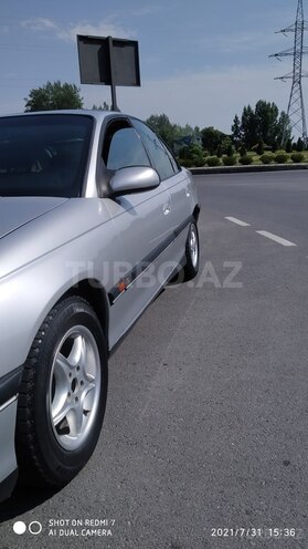 Opel Omega 1998, 170,000 km - 2.5 l - Şəki