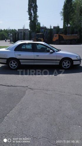 Opel Omega 1998, 170,000 km - 2.5 l - Şəki