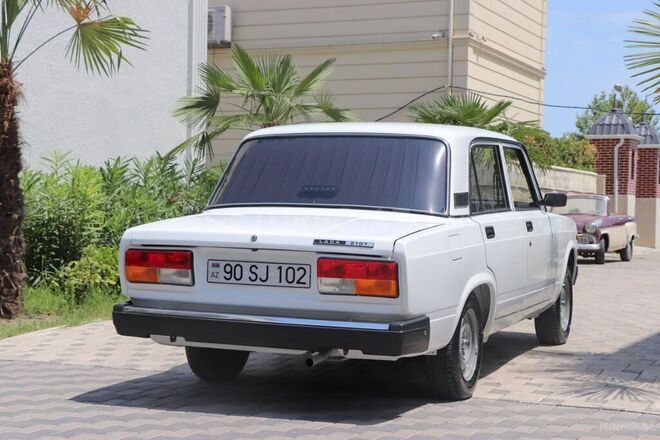LADA (VAZ) 2107 2009, 50,766 km - 1.6 l - Astara