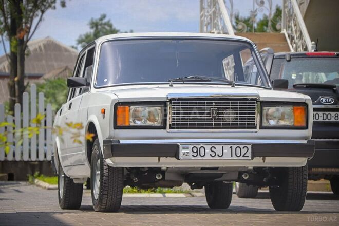 LADA (VAZ) 2107 2009, 50,766 km - 1.6 l - Astara