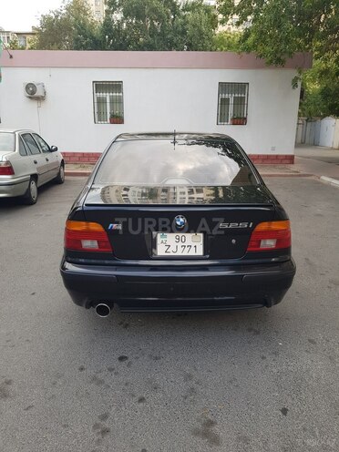 BMW 525 2002, 237,000 km - 2.5 л - Bakı