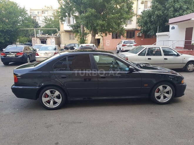 BMW 525 2002, 237,000 km - 2.5 л - Bakı