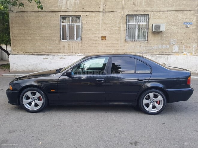BMW 525 2002, 237,000 km - 2.5 л - Bakı
